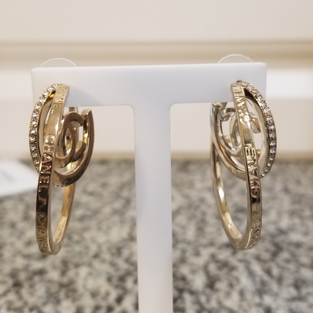 Chanel CC Gold & Christals Earnings - Picture 4 of 16